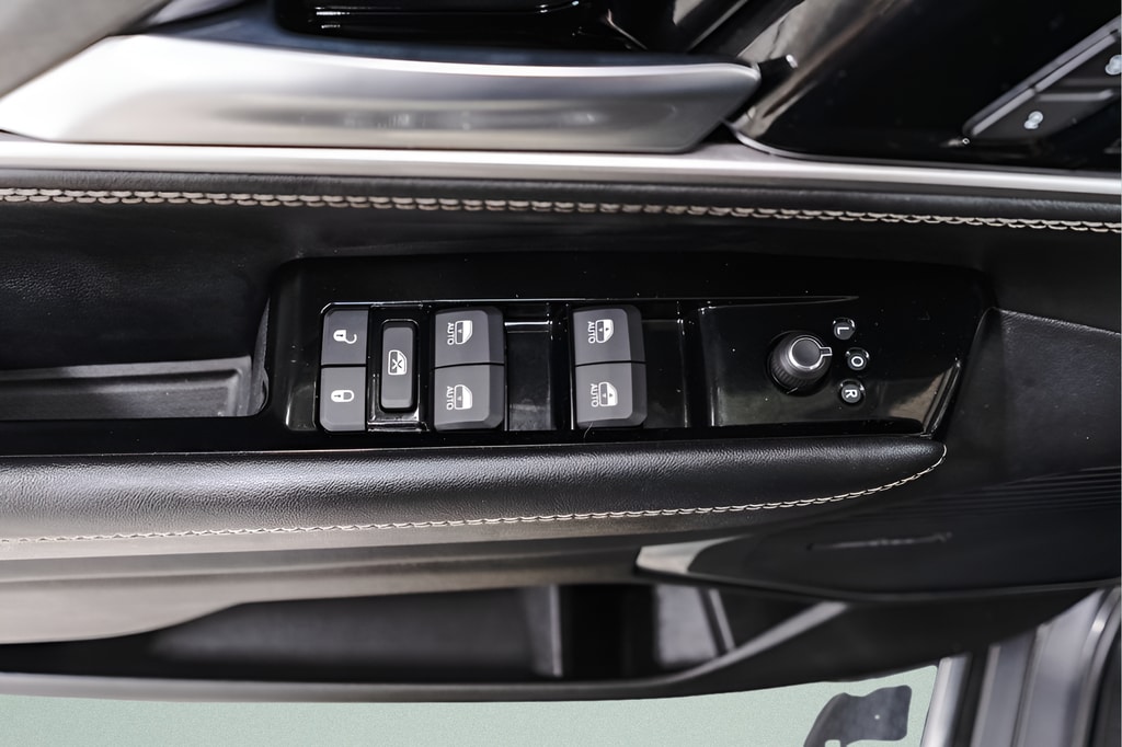 2025 Jeep Wagoneer Series II - Photo 26