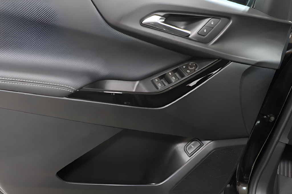 2026 Chevrolet Equinox LT - Photo 20