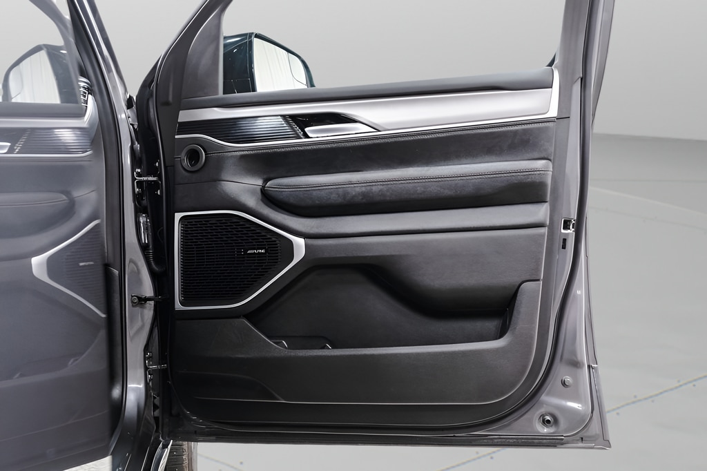 2025 Jeep Wagoneer Series II - Photo 38