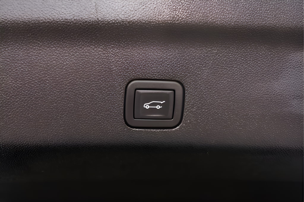 2023 Chevrolet Suburban Premier - Photo 65