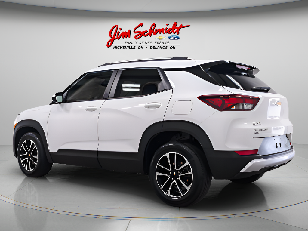Used 2025 Chevrolet Trailblazer LT SUV
