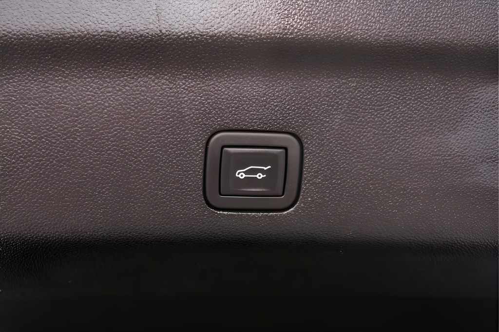 2023 Chevrolet Suburban Premier - Photo 67