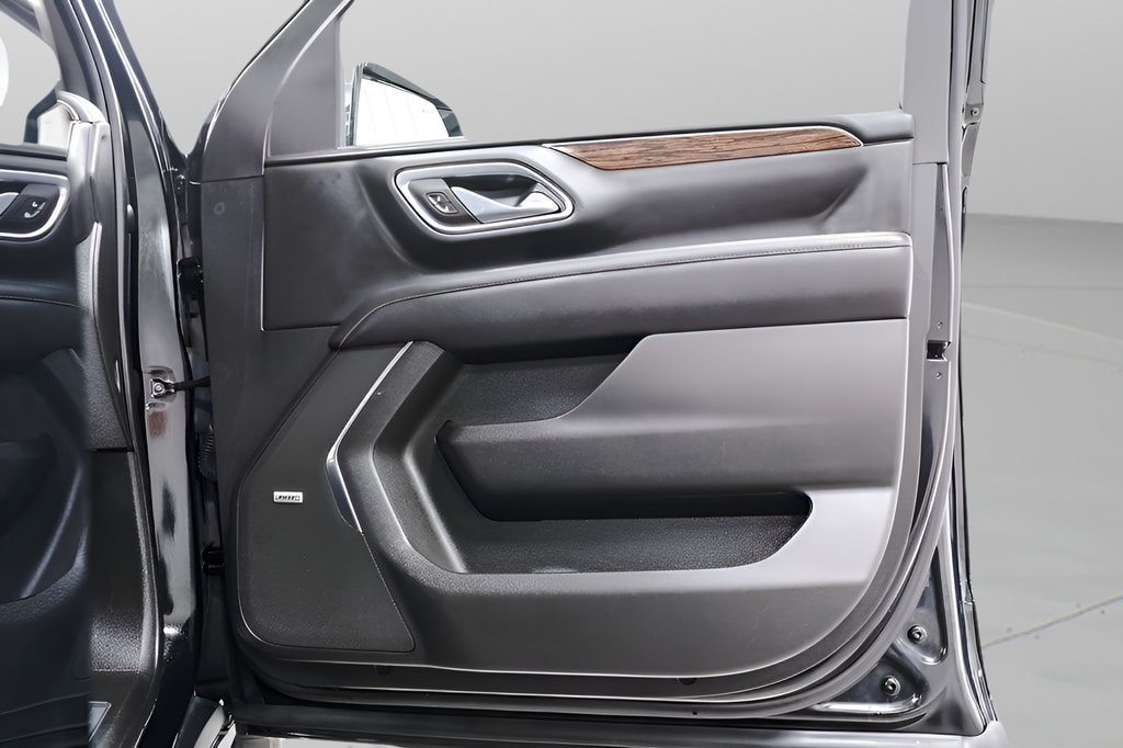 2023 Chevrolet Suburban Premier - Photo 66