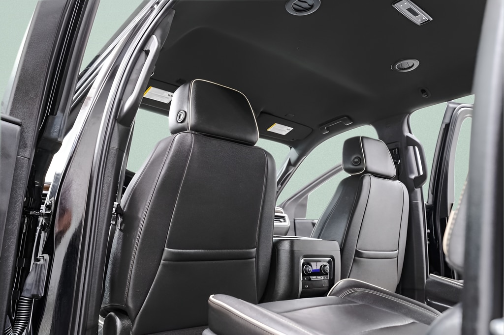 2023 Chevrolet Suburban Premier - Photo 60