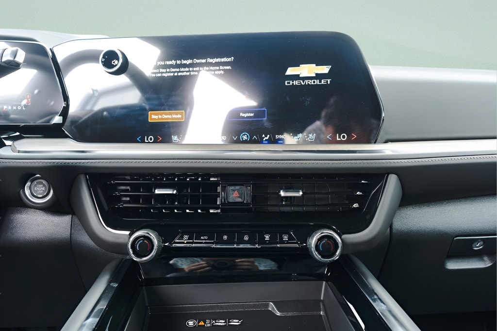 2026 Chevrolet Suburban High Country - Photo 12