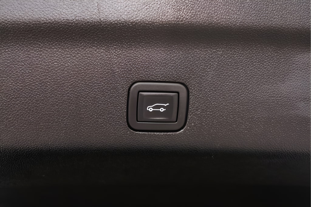 2023 Chevrolet Suburban Premier - Photo 48