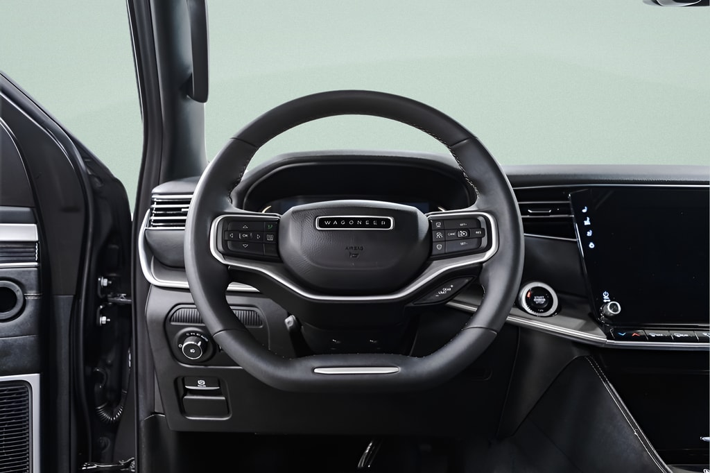 2025 Jeep Wagoneer Series II - Photo 10