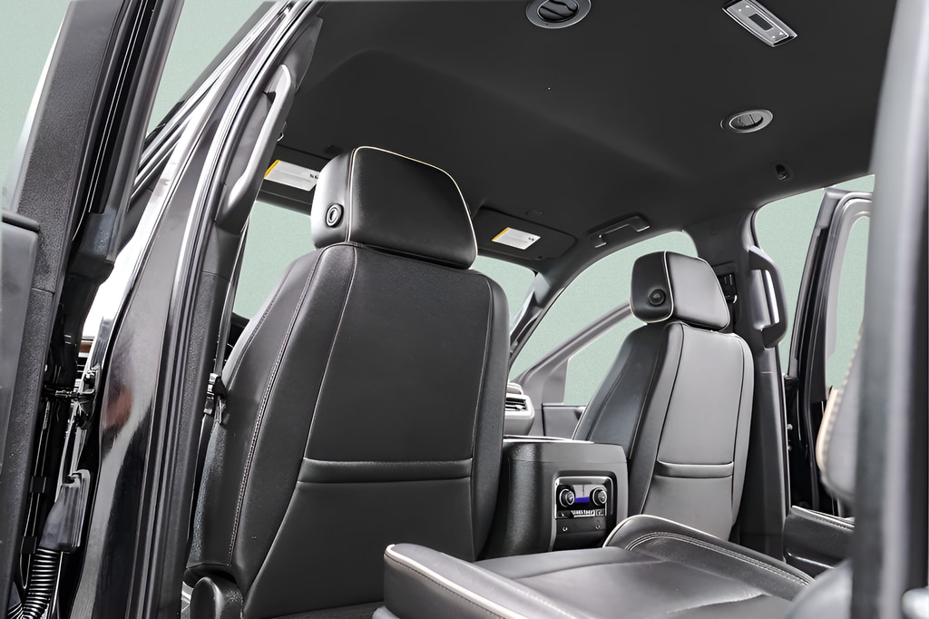 2023 Chevrolet Suburban Premier - Photo 59