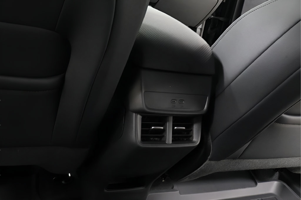 2026 Chevrolet Equinox LT - Photo 27