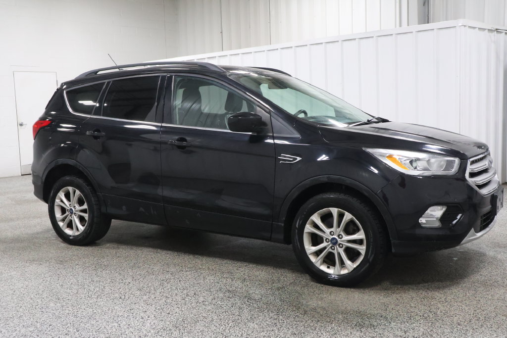 Used 2019 Ford Escape SEL with VIN 1FMCU9HD0KUB82450 for sale in Hicksville, OH