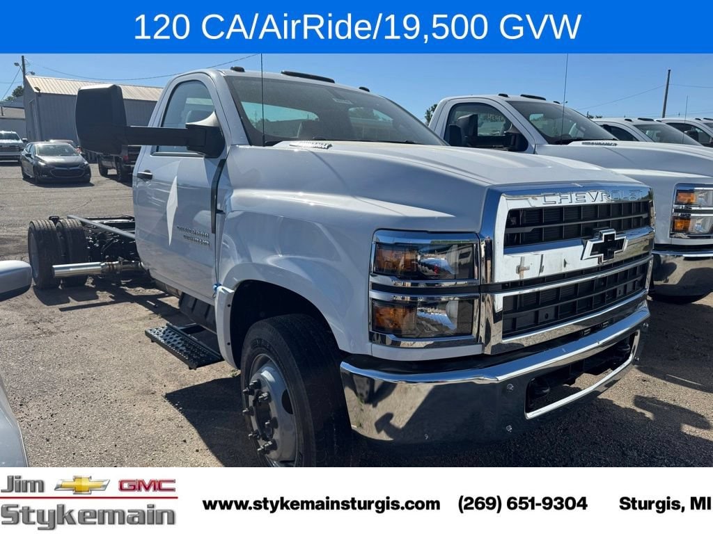 2026 Chevrolet Silverado 4500 Medium Duty Chassis Cab Work Truck
