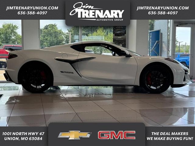 2027 Chevrolet Corvette 2LT