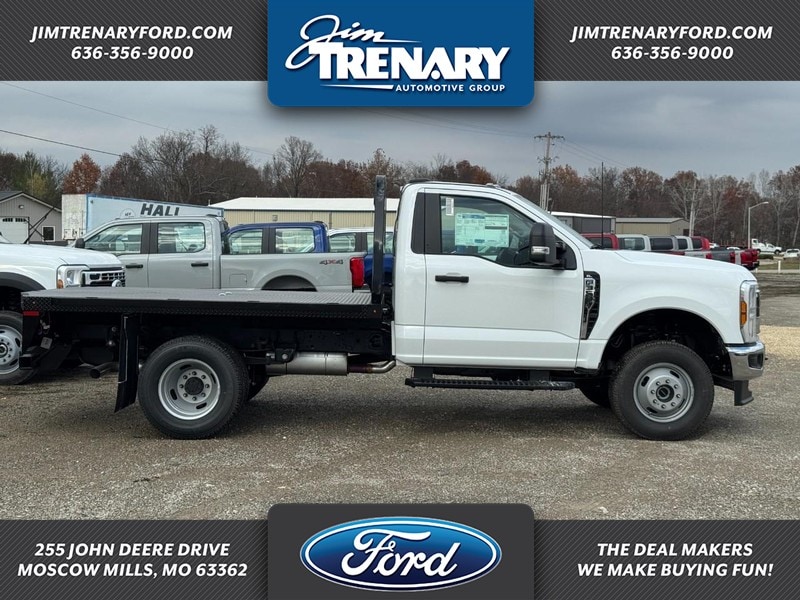 2026 Ford F-350 Chassis Truck Regular Cab 