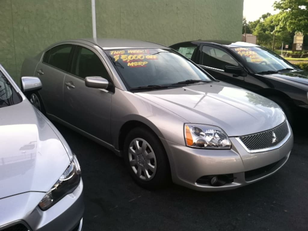 New 2012 Mitsubishi Galant ES Sedan