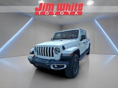 Used 2022 Jeep Gladiator Overland Truck Crew Cab for sale in Toledo, OH
