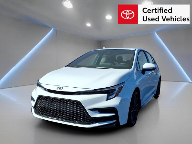 Used 2024 Toyota Corolla XSE Car for sale in Toledo, OH