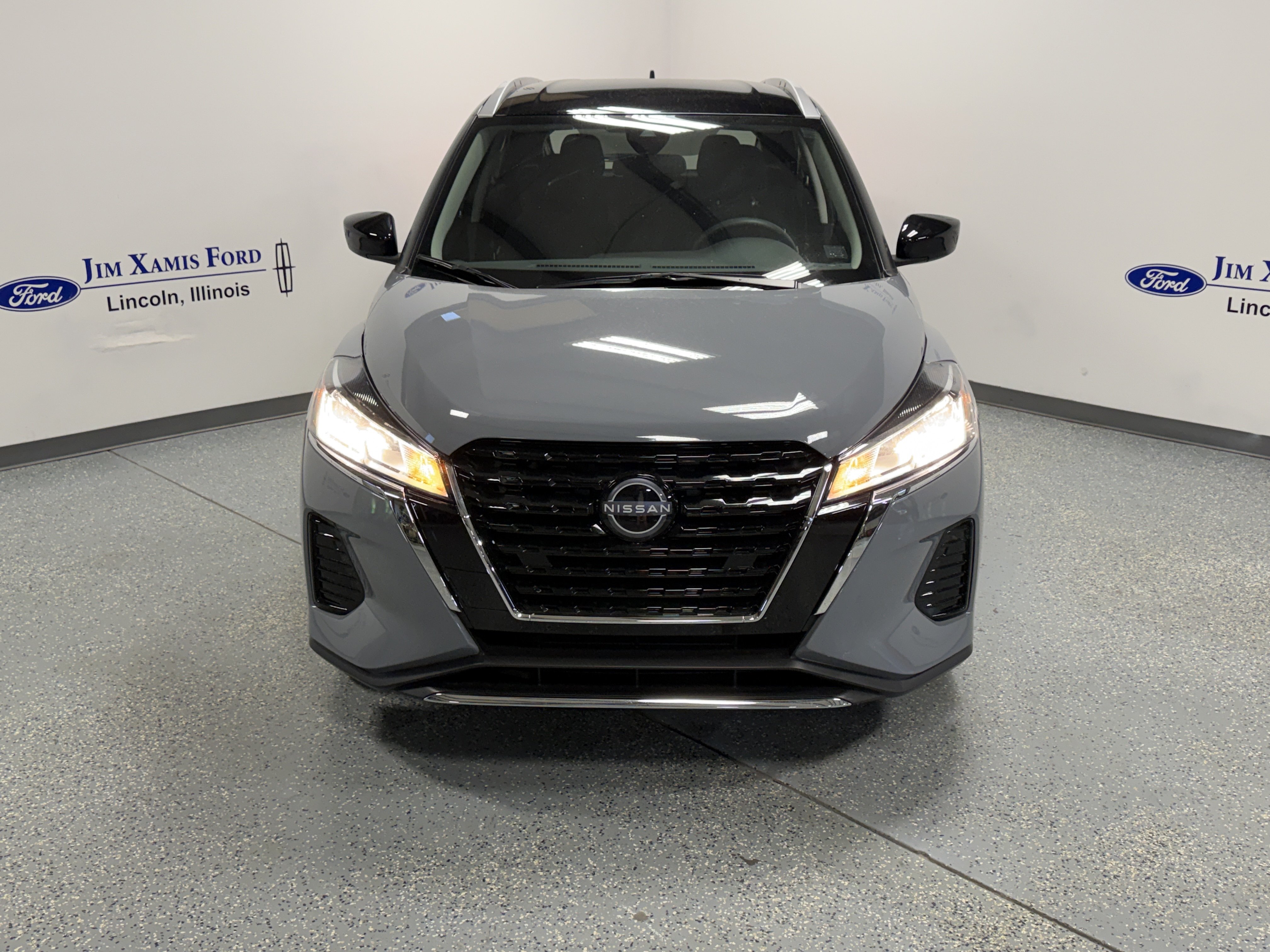 Used 2024 Nissan Kicks SUV