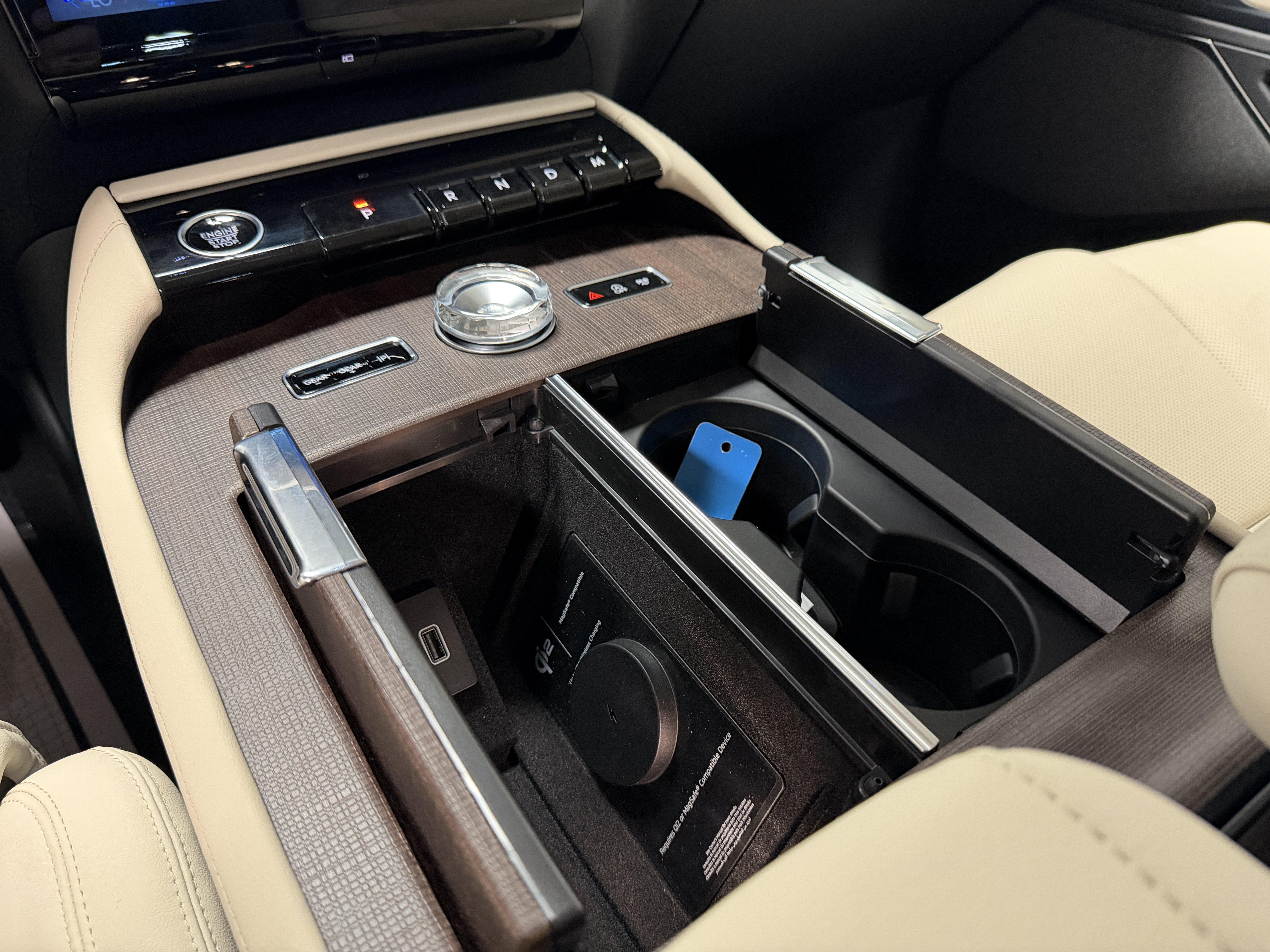 2027 Lincoln Navigator Reserve - Photo 16