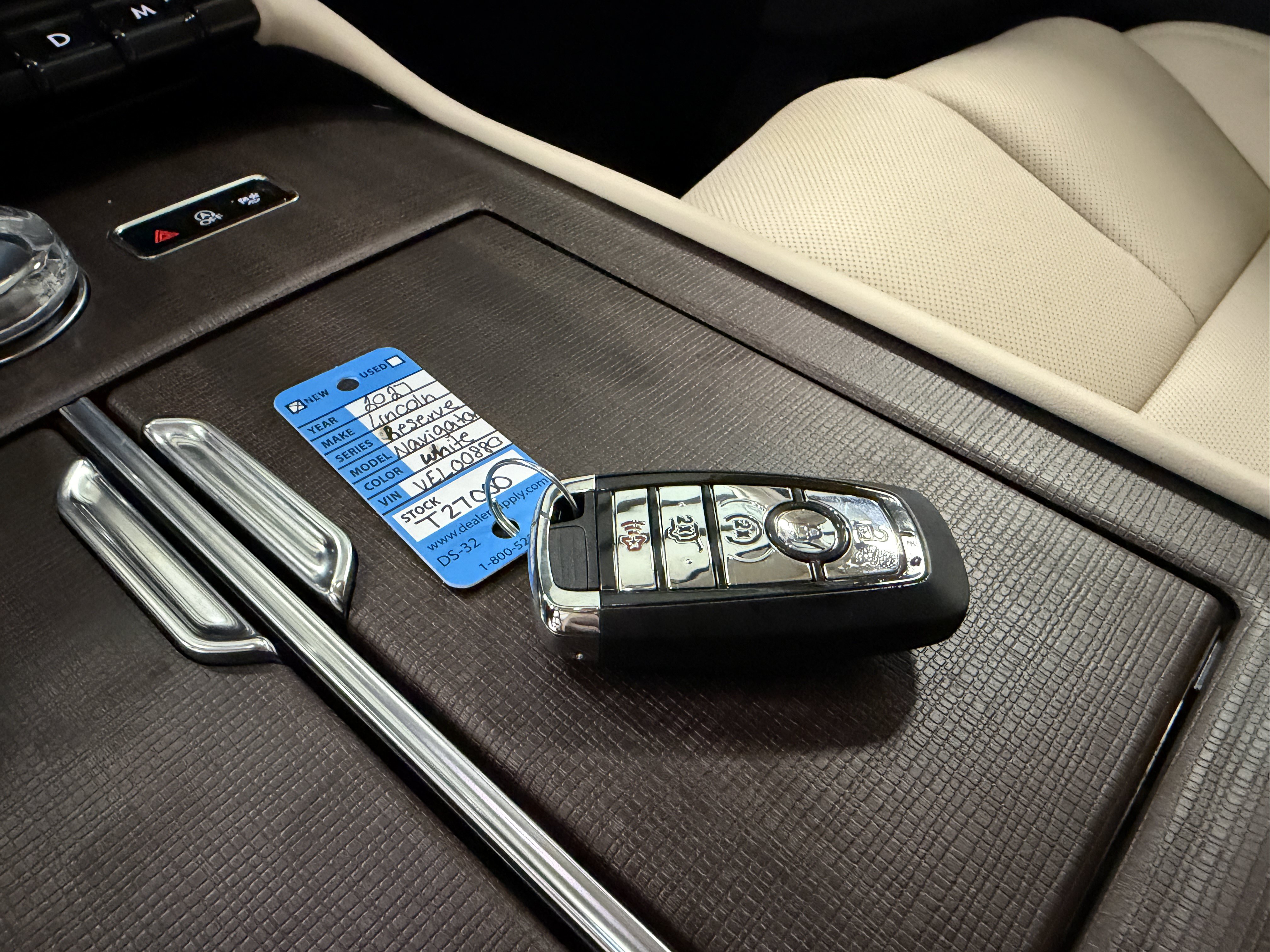 2027 Lincoln Navigator Reserve - Photo 17