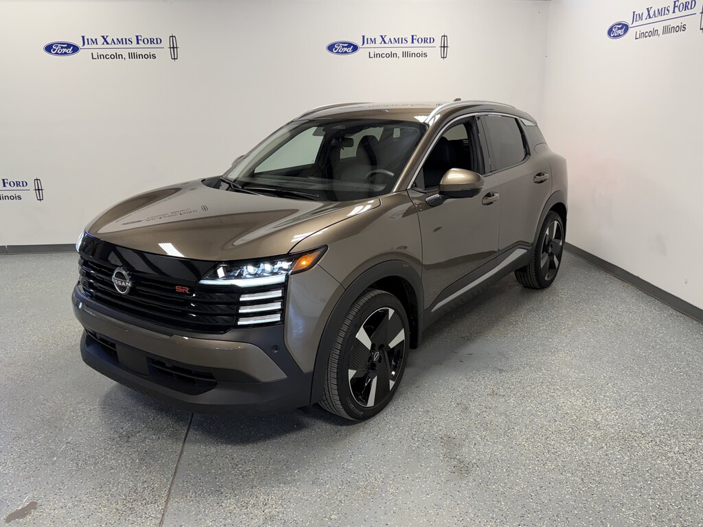 Used 2025 Nissan Kicks SUV