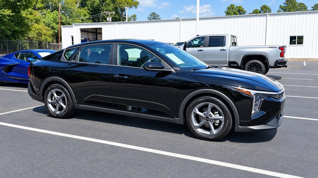 Used 2025 Kia K4 LXS