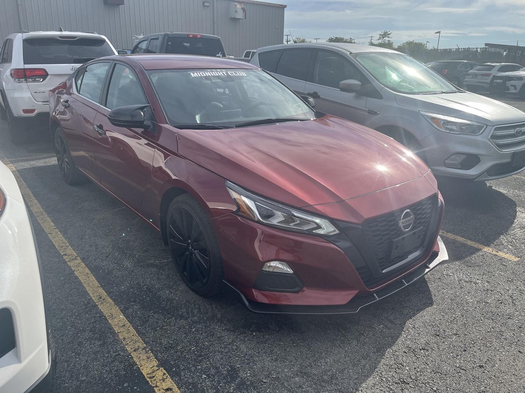 Used 2022 Nissan Altima 2.5 SR Sedan