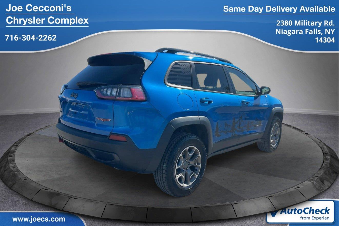 Used 2022 Jeep Cherokee Trailhawk SUV