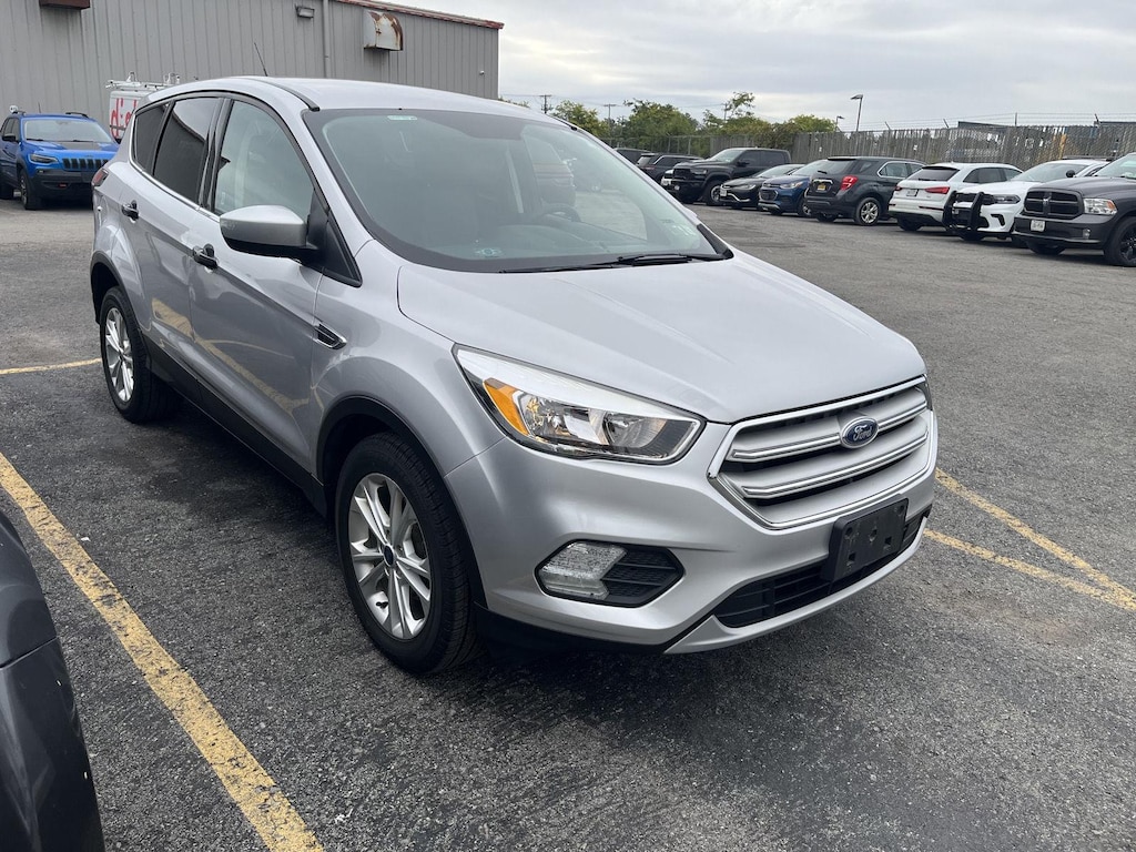 Used 2019 Ford Escape SE SUV