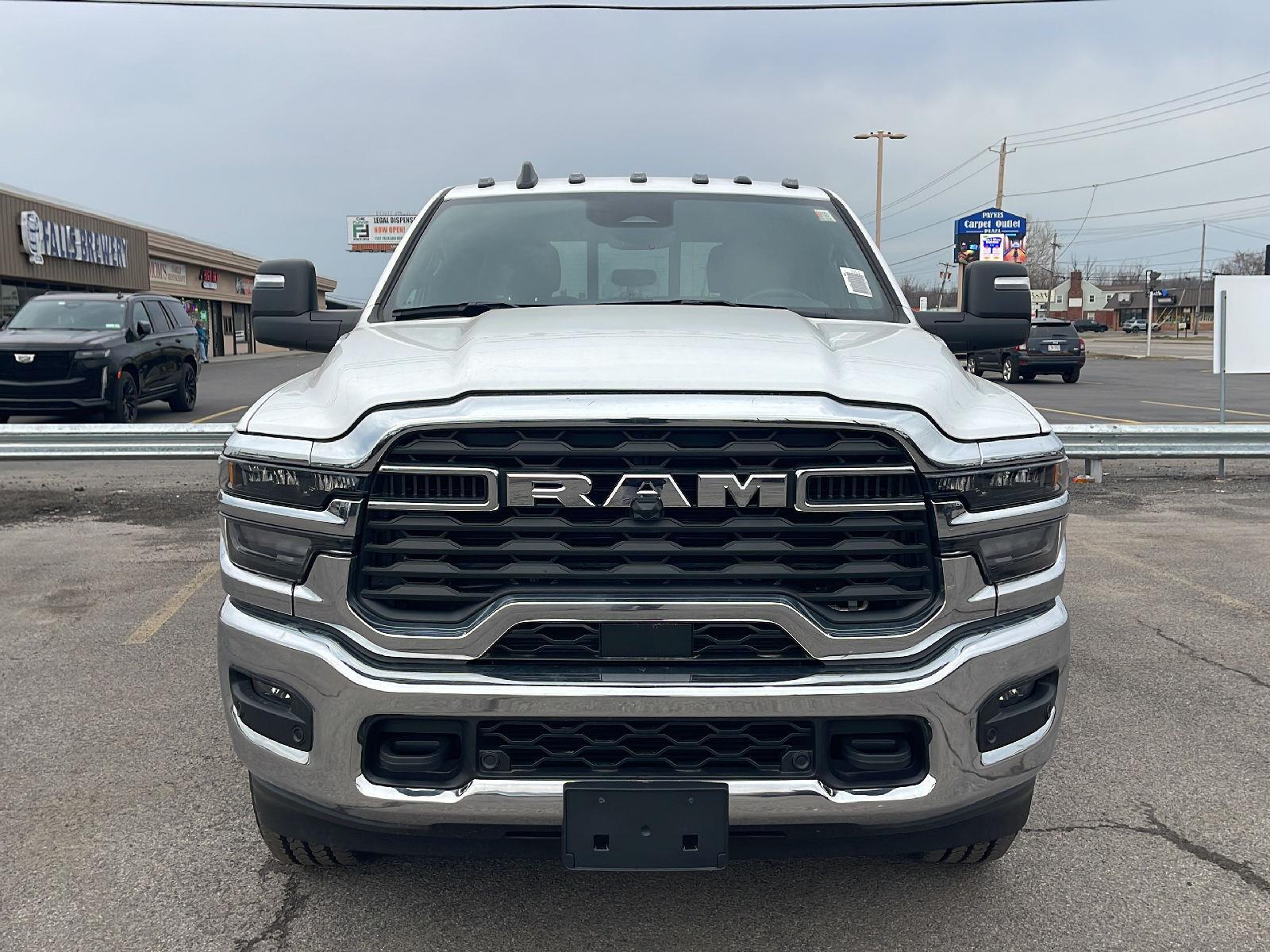 2026 RAM 2500 Tradesman - Photo 5