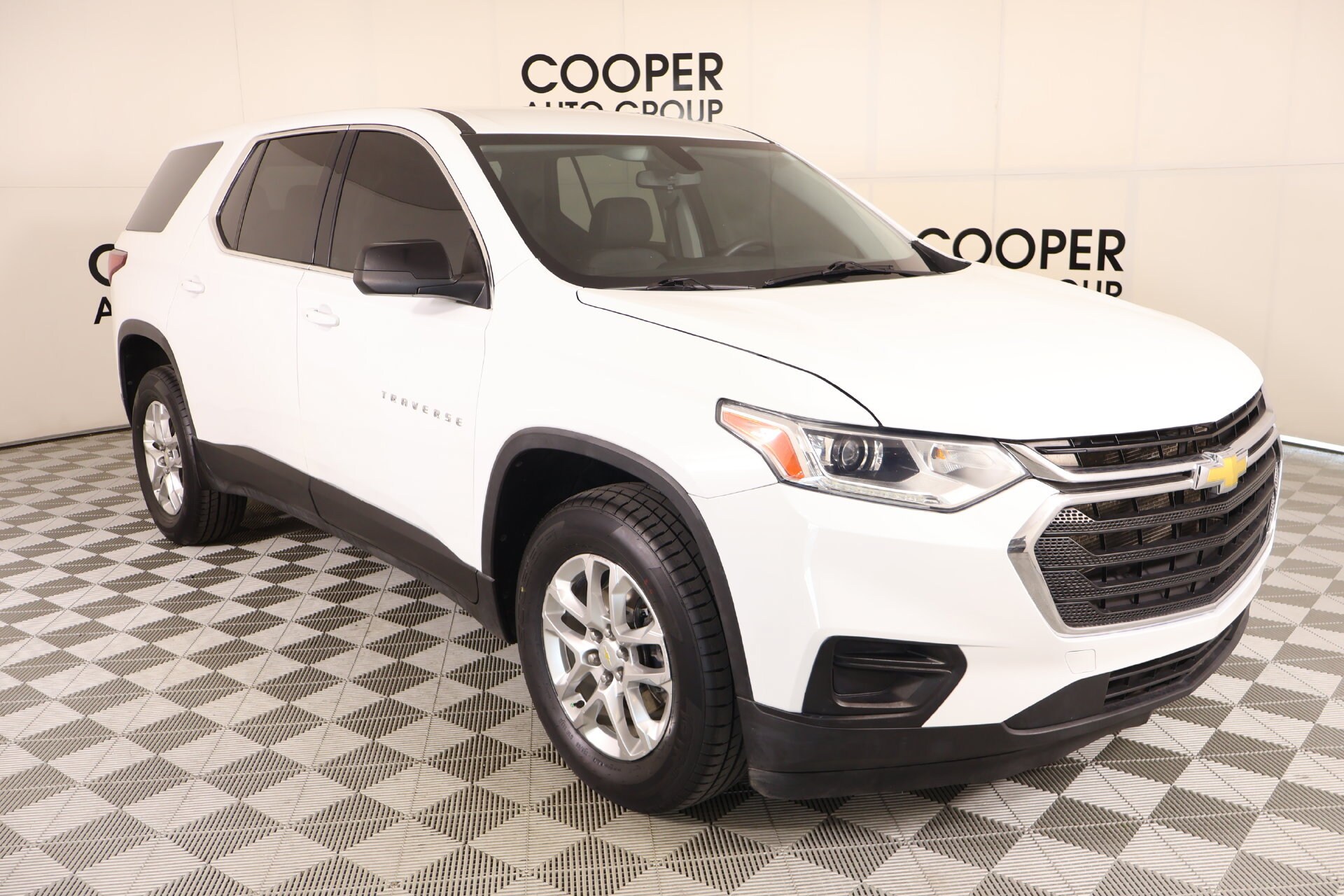 2021 Chevrolet Traverse LS