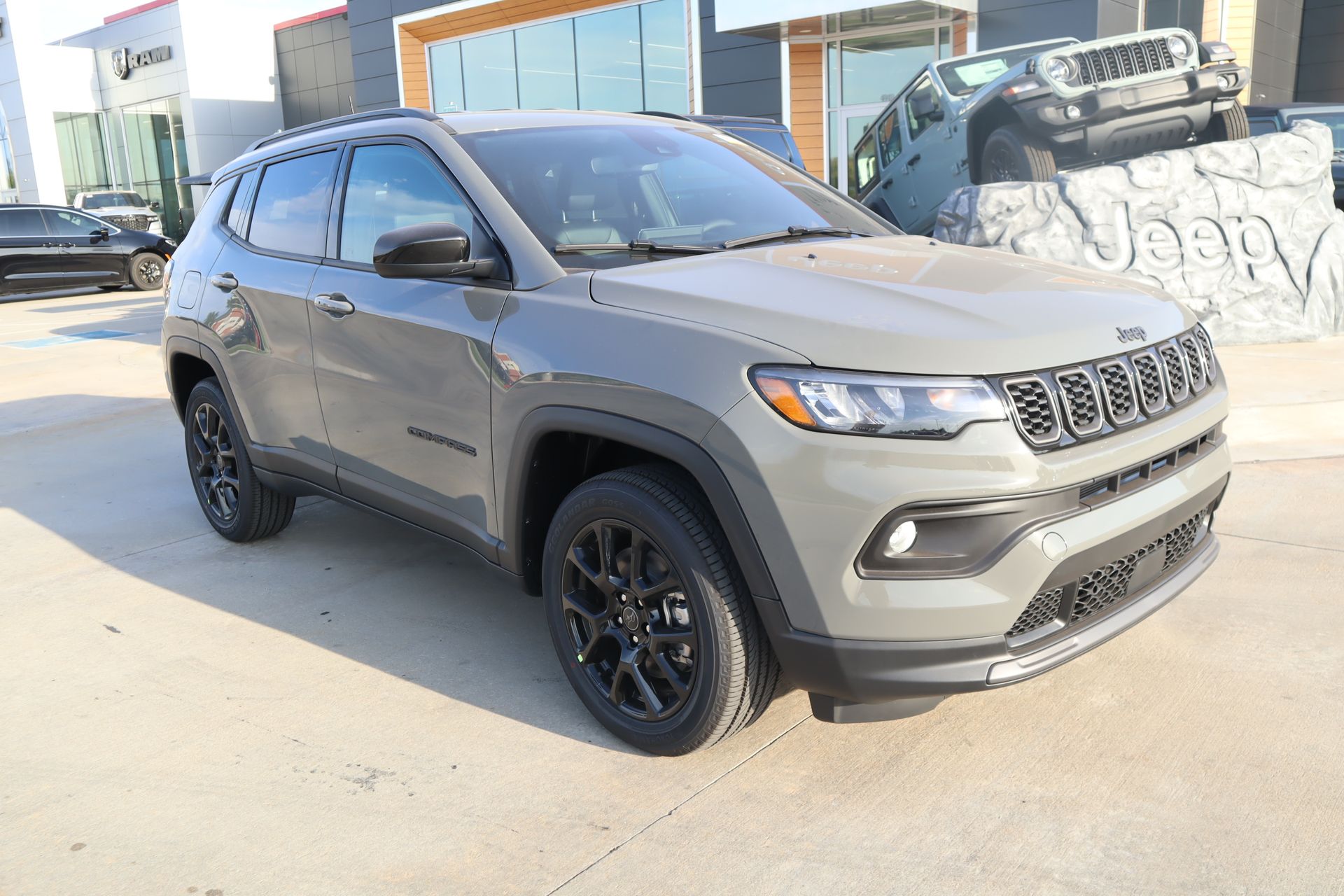2026 Jeep Compass Latitude Altitude