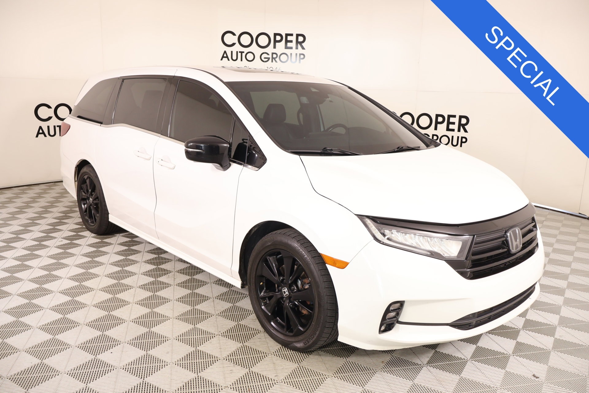2024 Honda Odyssey SPORT