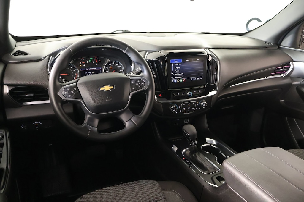 Used 2023 Chevrolet Traverse LT Cloth SUV