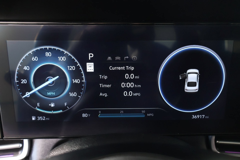 Used 2025 Hyundai Elantra SEL Convenience