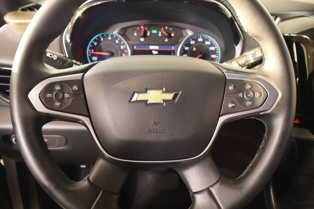 Used 2023 Chevrolet Traverse LT Cloth SUV