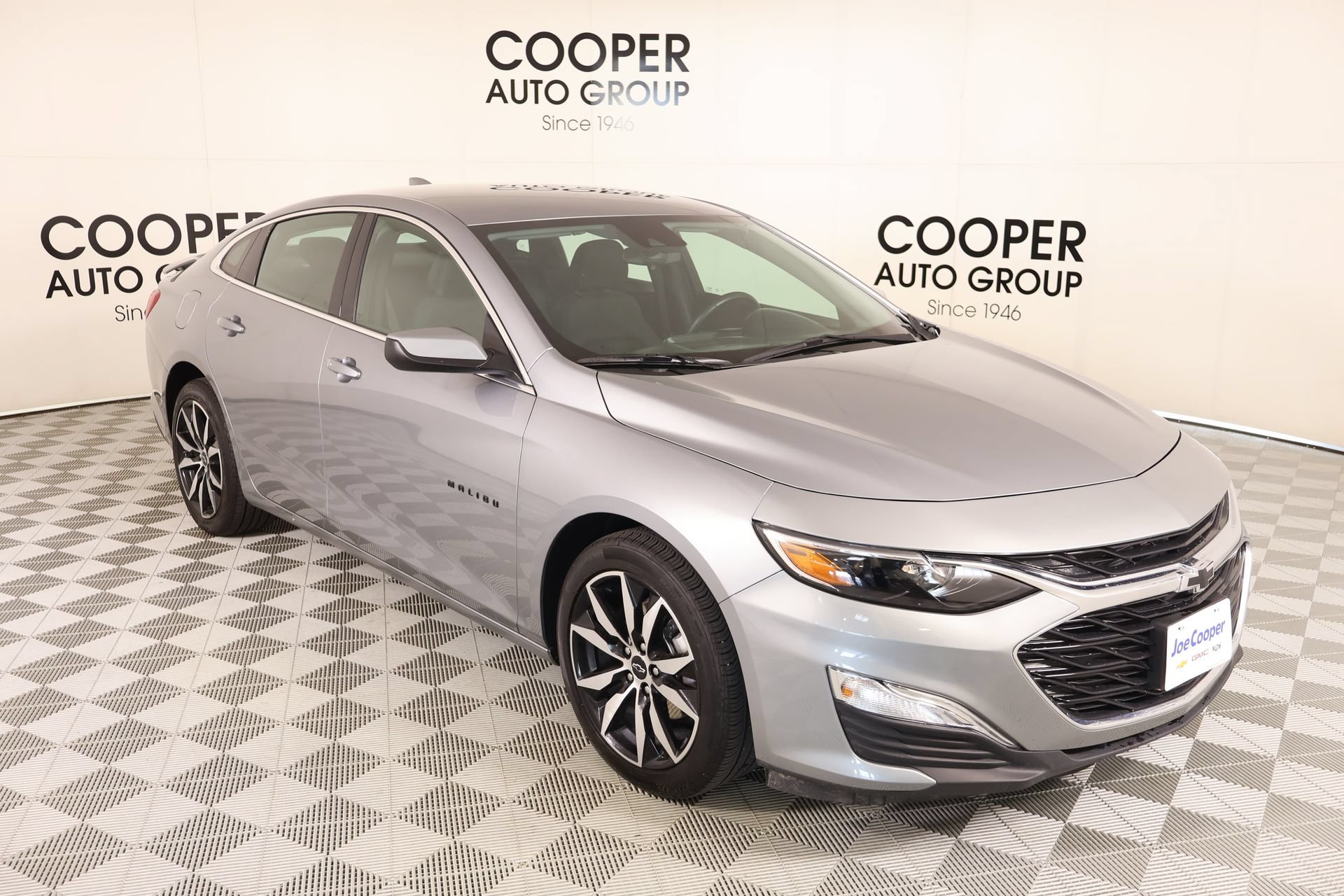Used 2025 Chevrolet Malibu RS Car