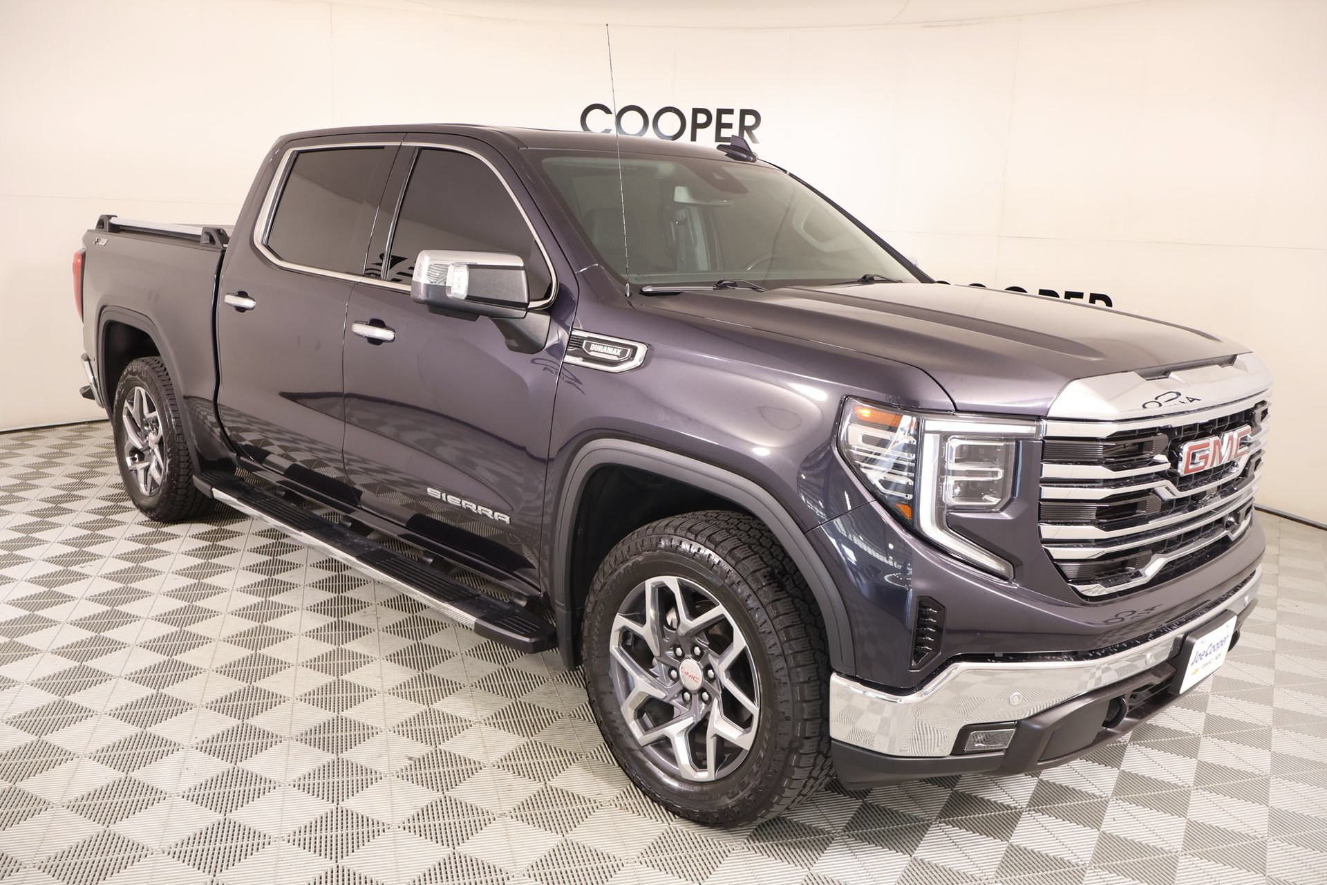 Used 2022 GMC Sierra 1500 SLT Truck
