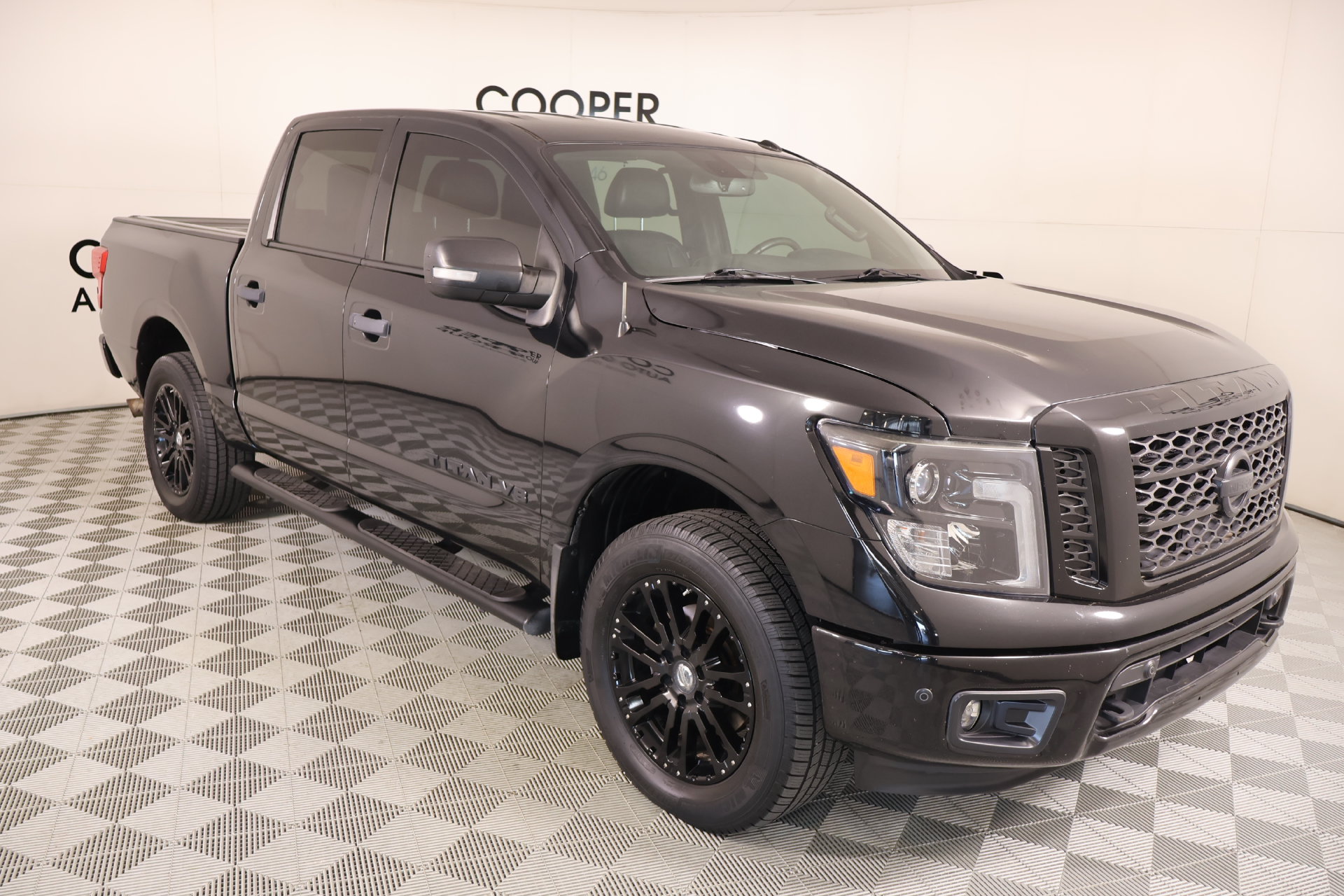  Nissan Titan