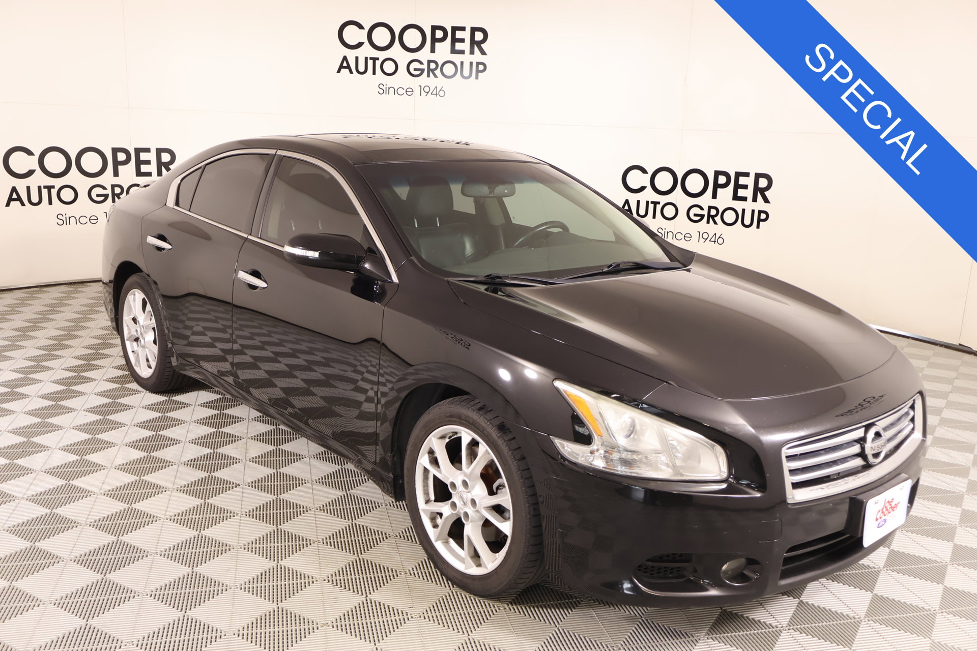  Nissan Maxima