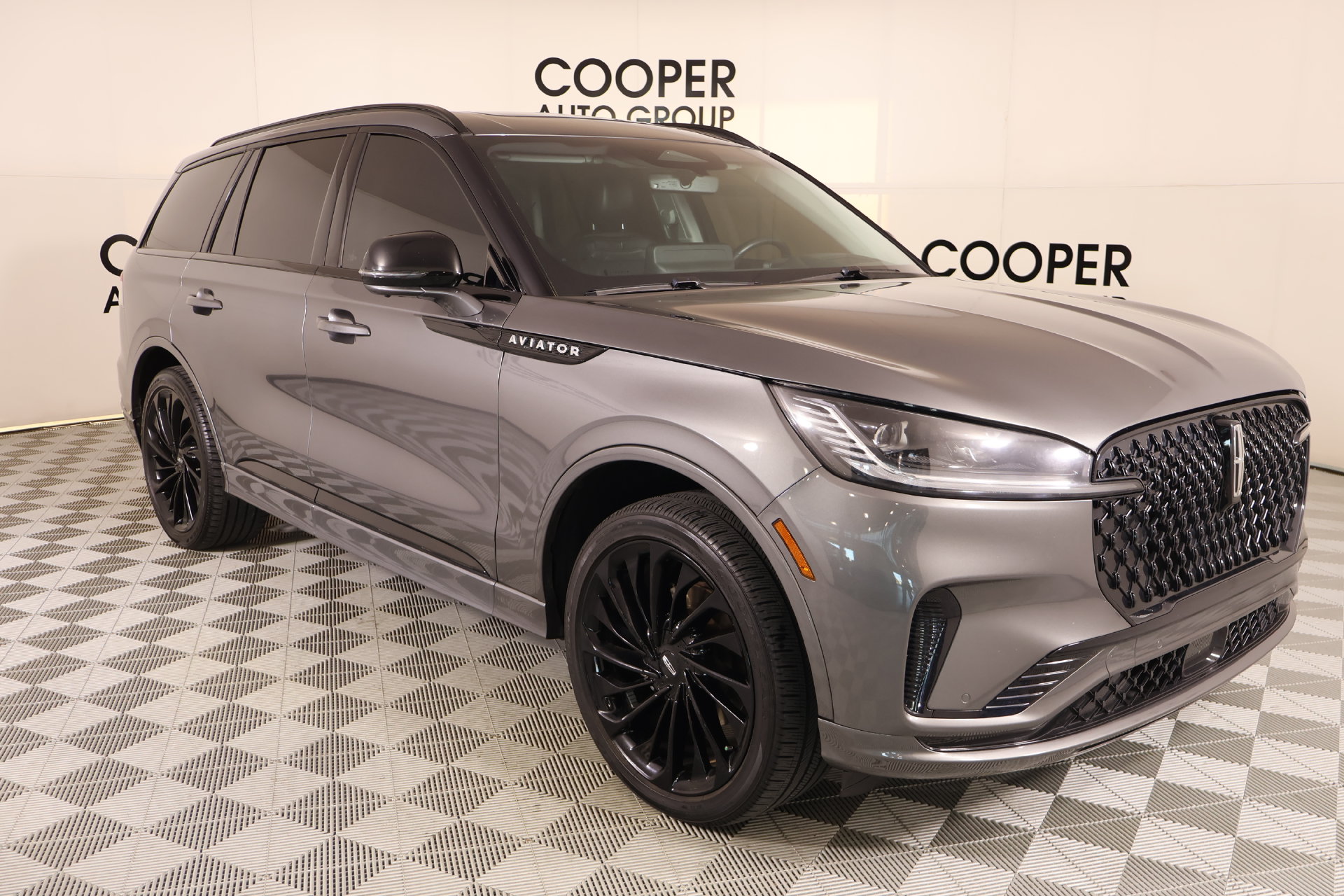  Lincoln Aviator