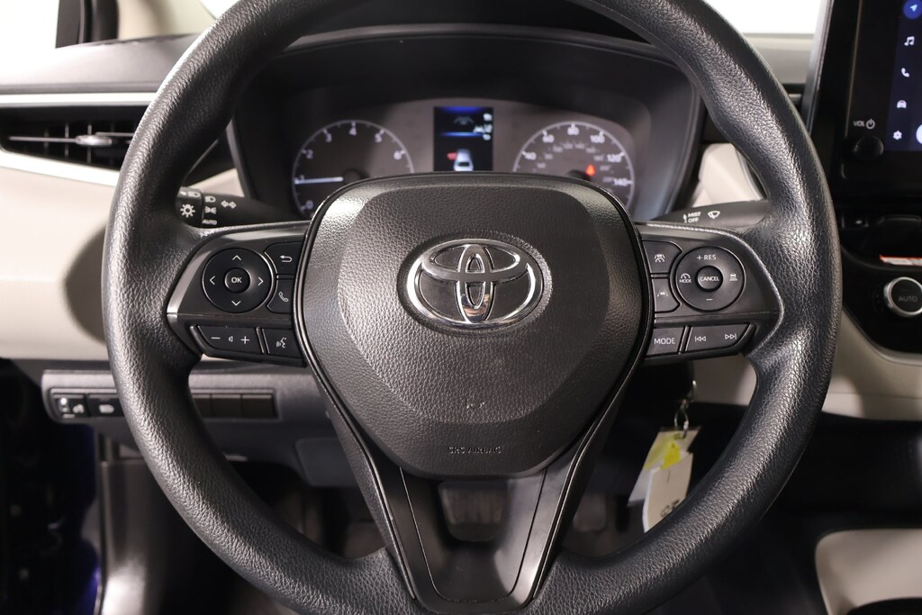 Certified 2025 Toyota Corolla LE Sedan
