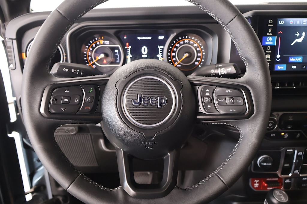 Certified 2025 Jeep Gladiator Mojave Truck Crew Cab