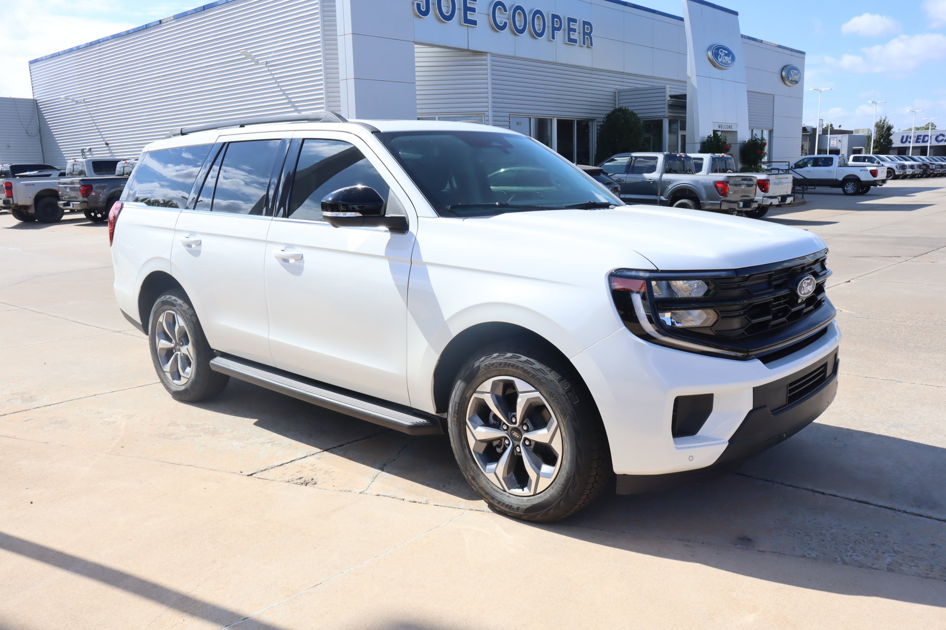 2027 Ford Expedition Active SUV