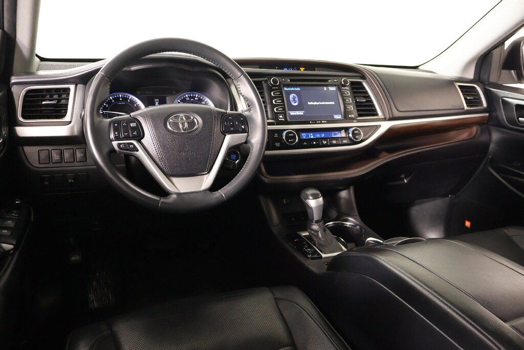 Used 2016 Toyota Highlander SUV
