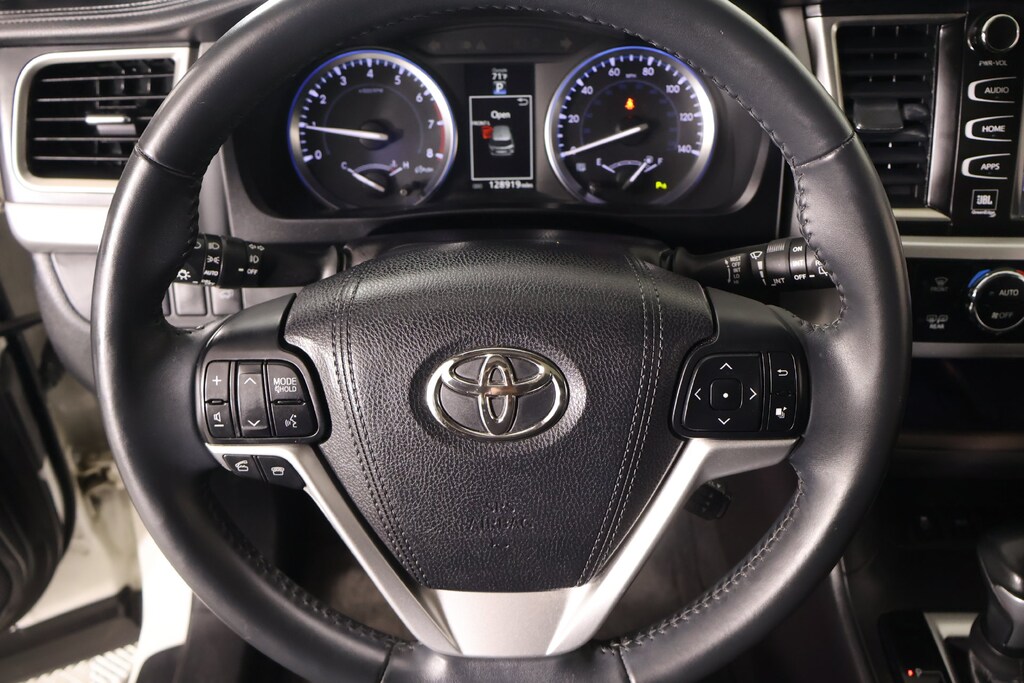 Used 2016 Toyota Highlander SUV