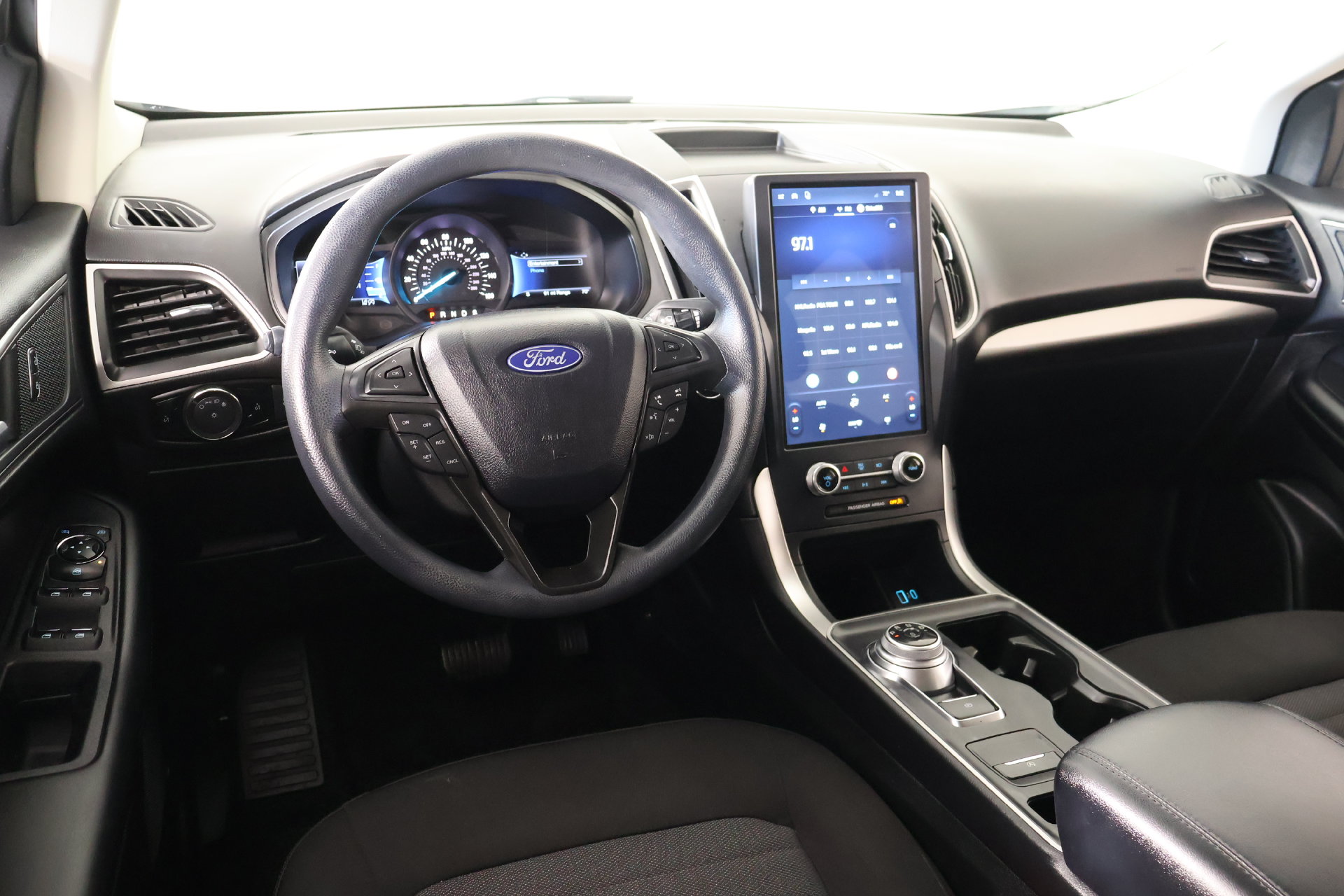 Certified 2024 Ford Edge SE SUV