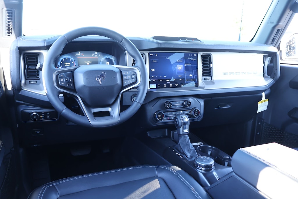 New 2026 Ford Bronco Outer Banks SUV