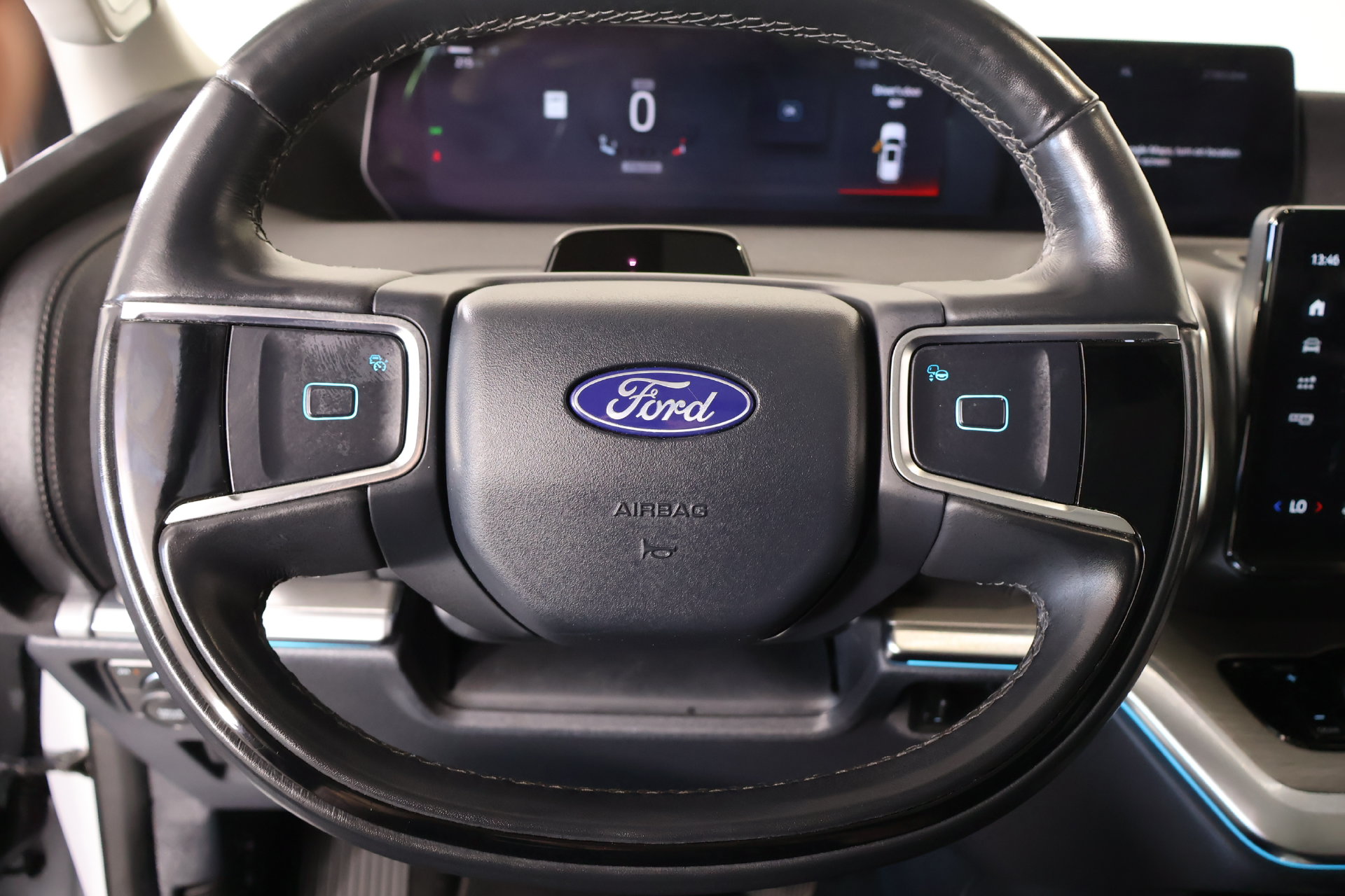 Certified 2025 Ford Expedition Platinum SUV
