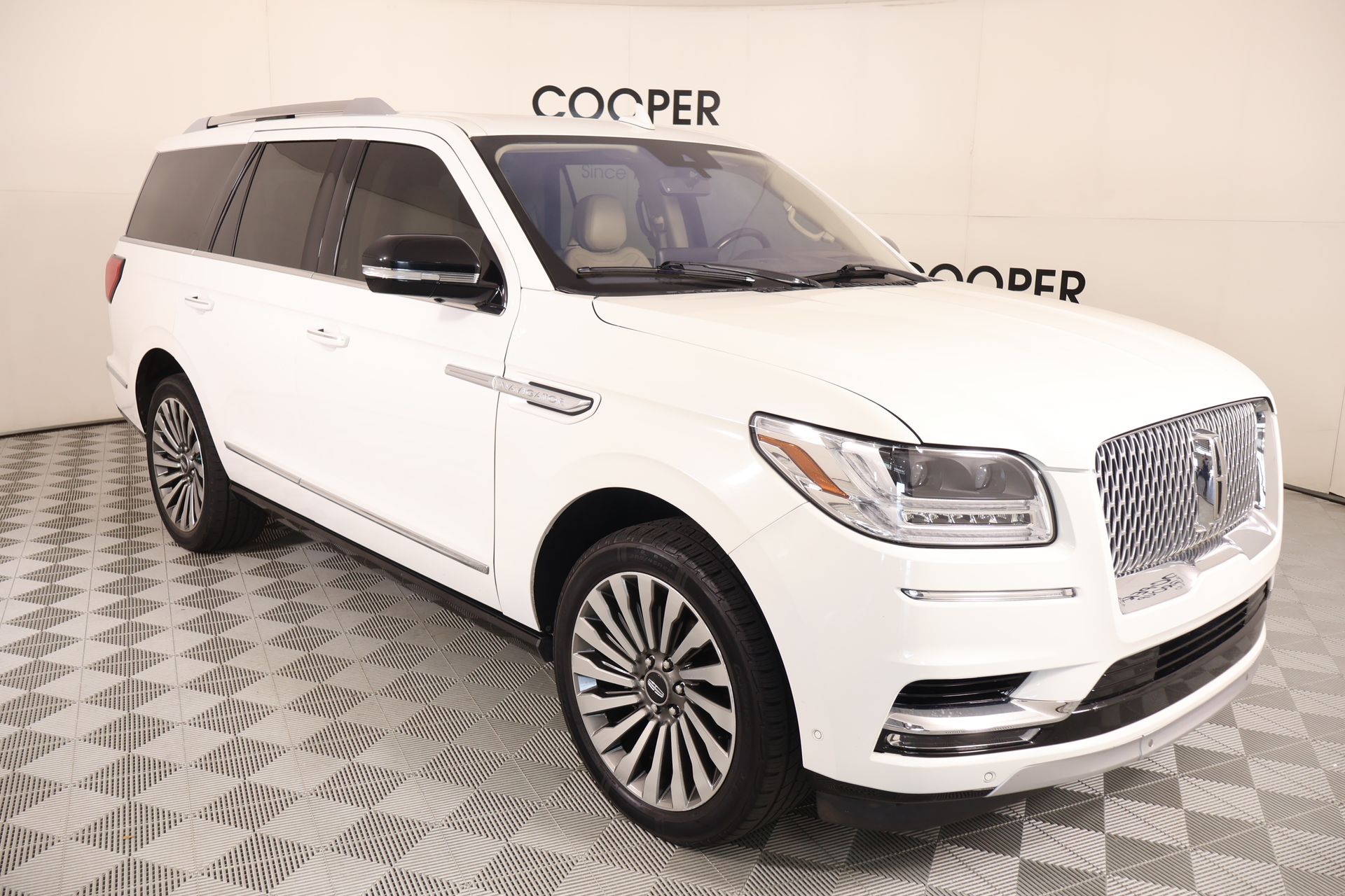 2020 Lincoln Navigator
