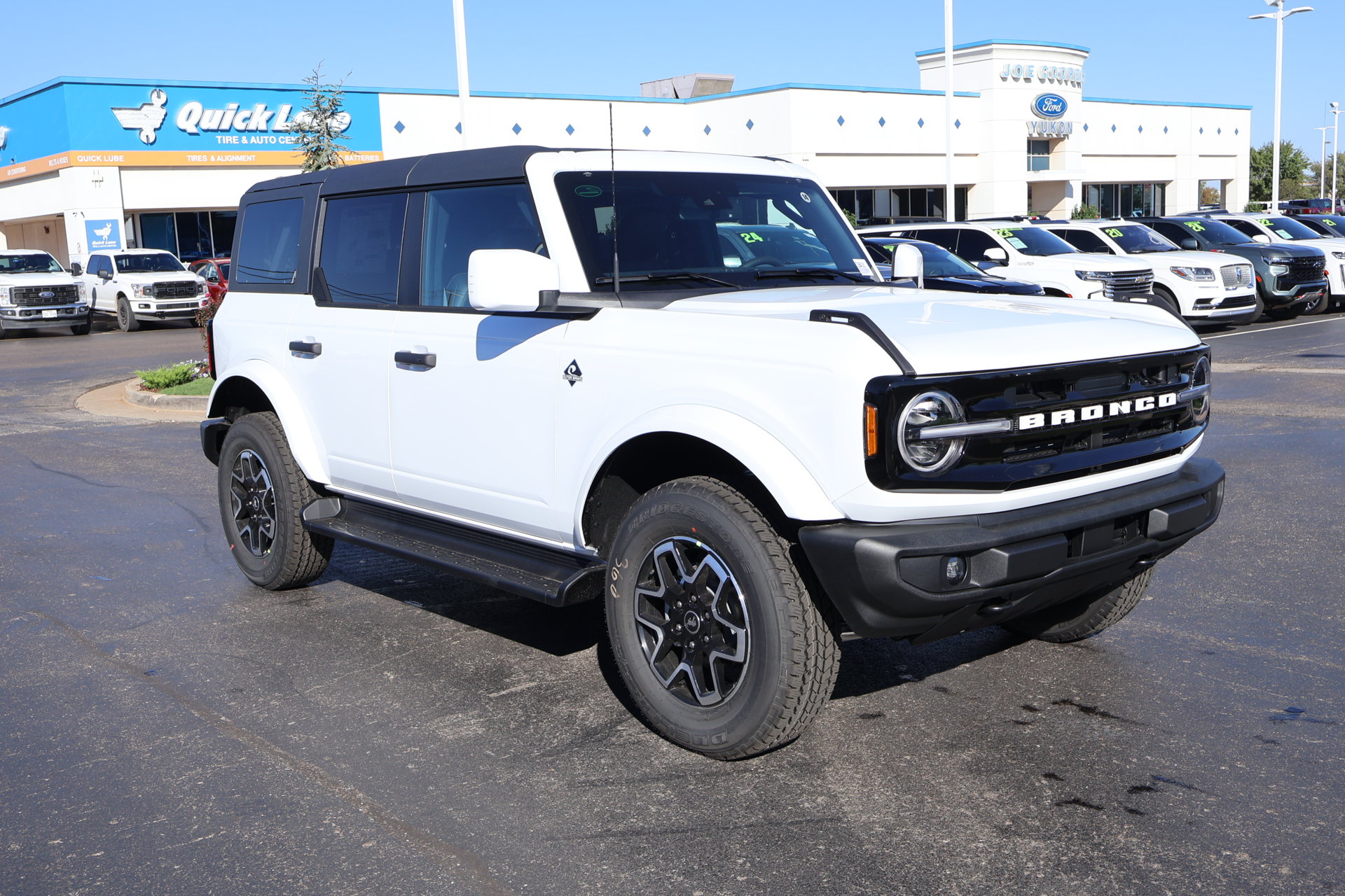 New 2026 Ford Bronco Outer Banks SUV